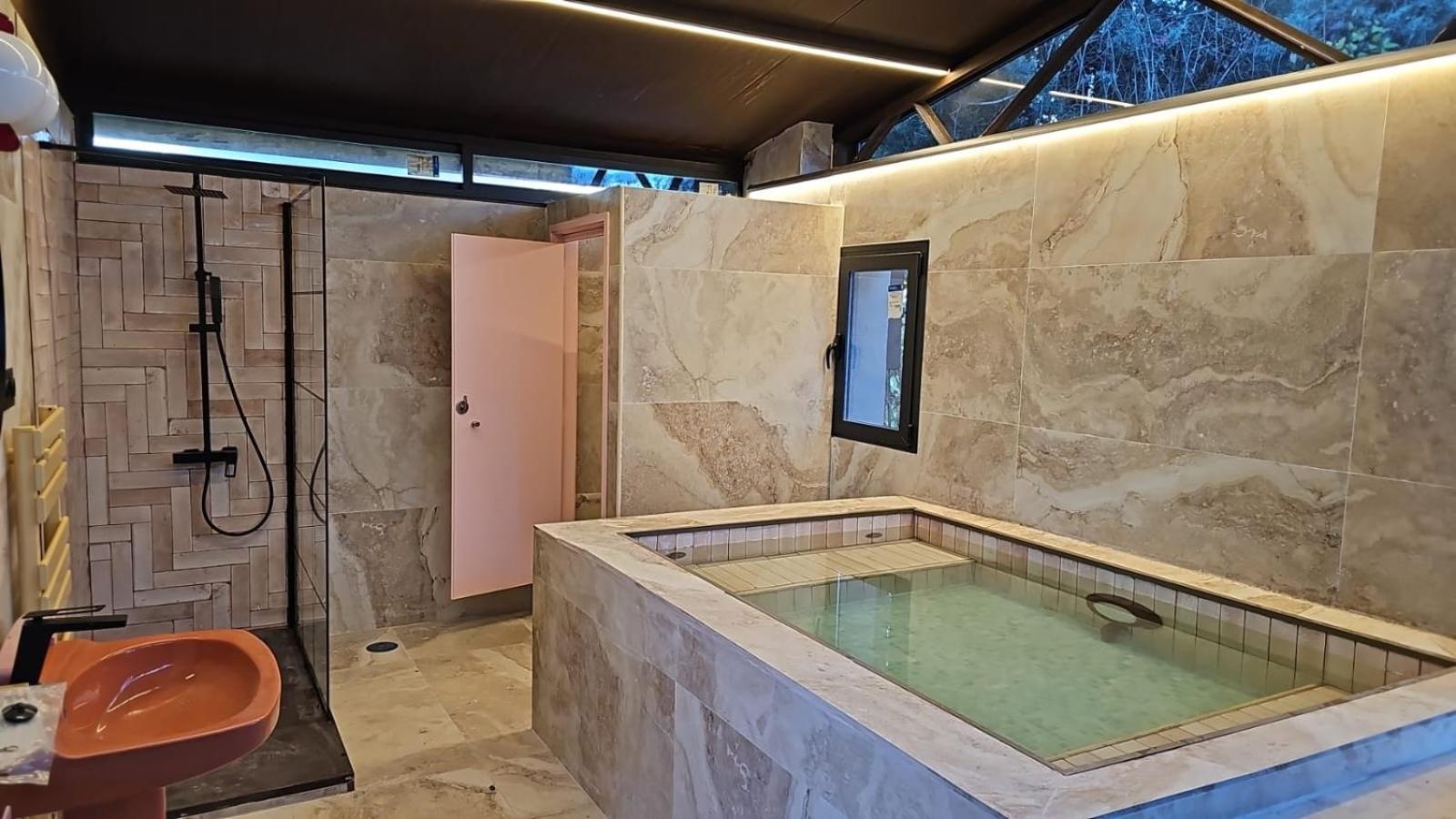 Hearts & Ponies Apartamentos Con Piscinas Privadas Cerca De La Warner Chinchón Extérieur photo
